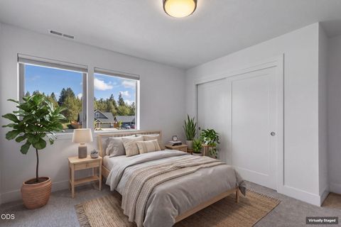 Tiny photo for 20607 SE Boer PL SE, Bend, OR 97702 (MLS # 220222824)