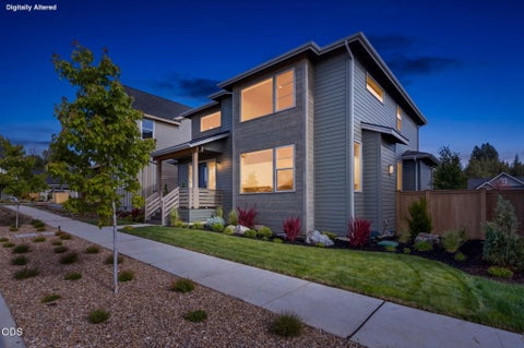 Tiny photo for 20607 SE Boer PL SE, Bend, OR 97702 (MLS # 220222824)