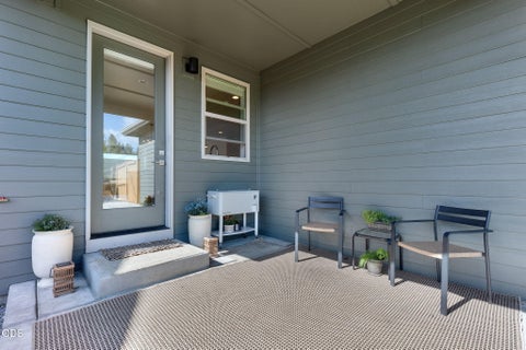 Tiny photo for 20607 SE Boer PL SE, Bend, OR 97702 (MLS # 220222824)