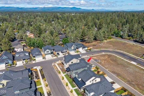 Tiny photo for 20607 SE Boer PL SE, Bend, OR 97702 (MLS # 220222824)