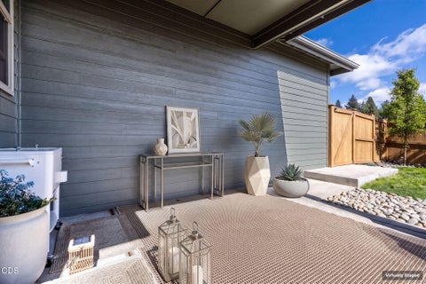 Tiny photo for 20607 SE Boer PL SE, Bend, OR 97702 (MLS # 220222824)