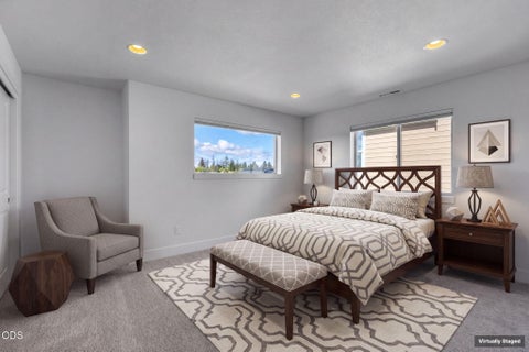 Tiny photo for 20607 SE Boer PL SE, Bend, OR 97702 (MLS # 220222824)