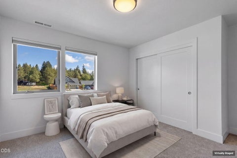 Tiny photo for 20607 SE Boer PL SE, Bend, OR 97702 (MLS # 220222824)