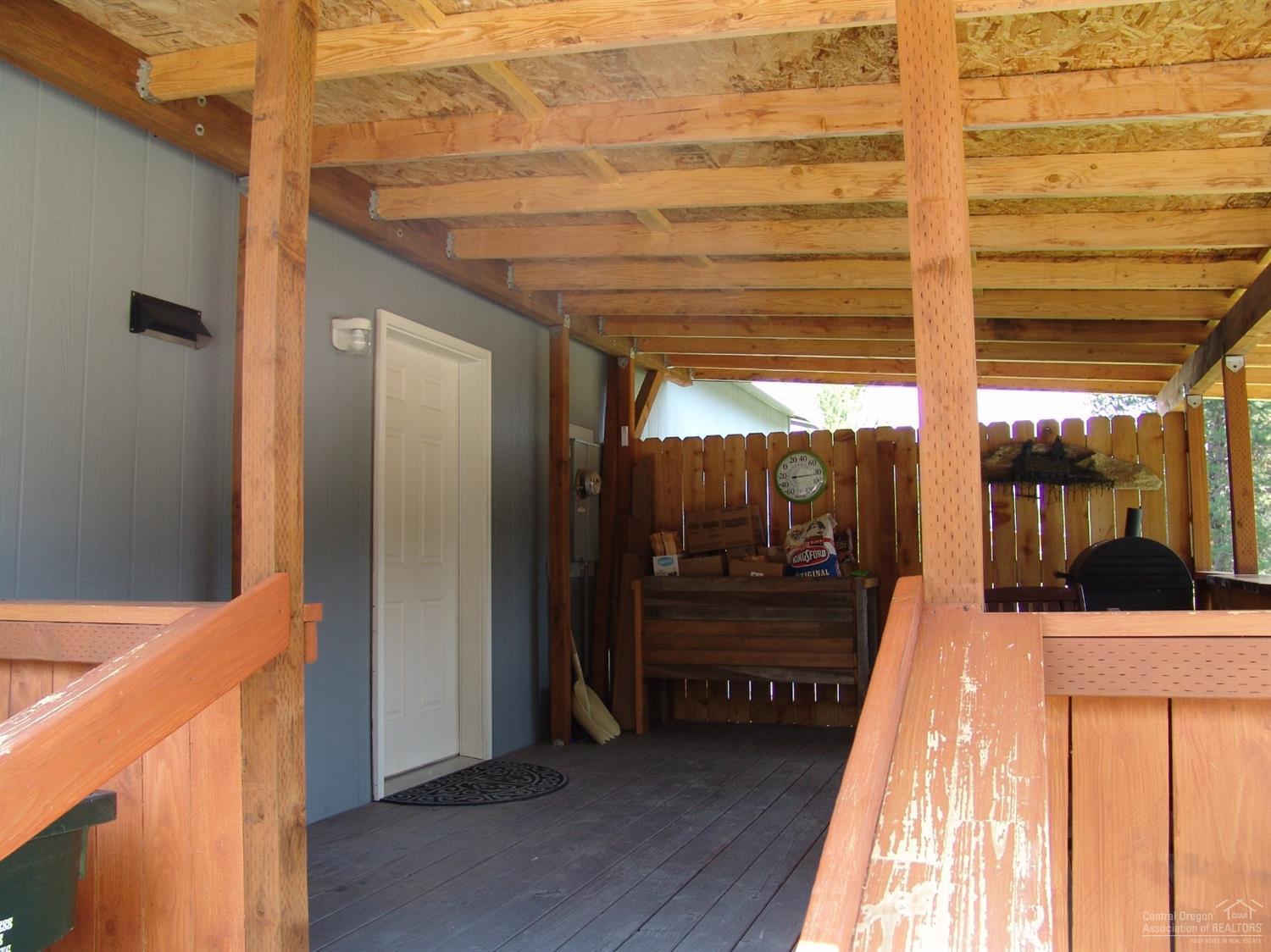 Split Rail Ranchos - Residential