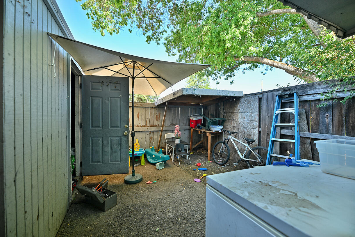 Laurel Park - Residential Income