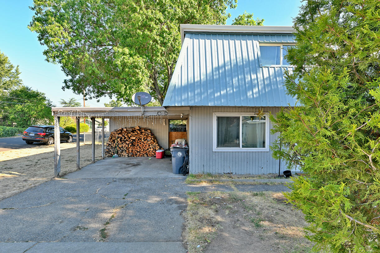 Laurel Park - Residential Income