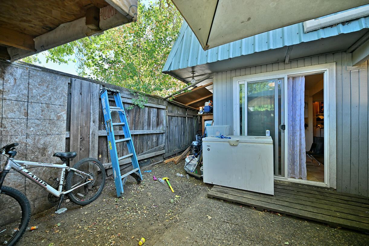 Laurel Park - Residential Income