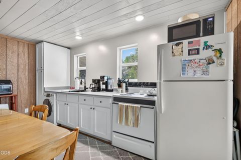 Tiny photo for 32 Cora Drive, Shady Cove, OR 97539 (MLS # 220225846)