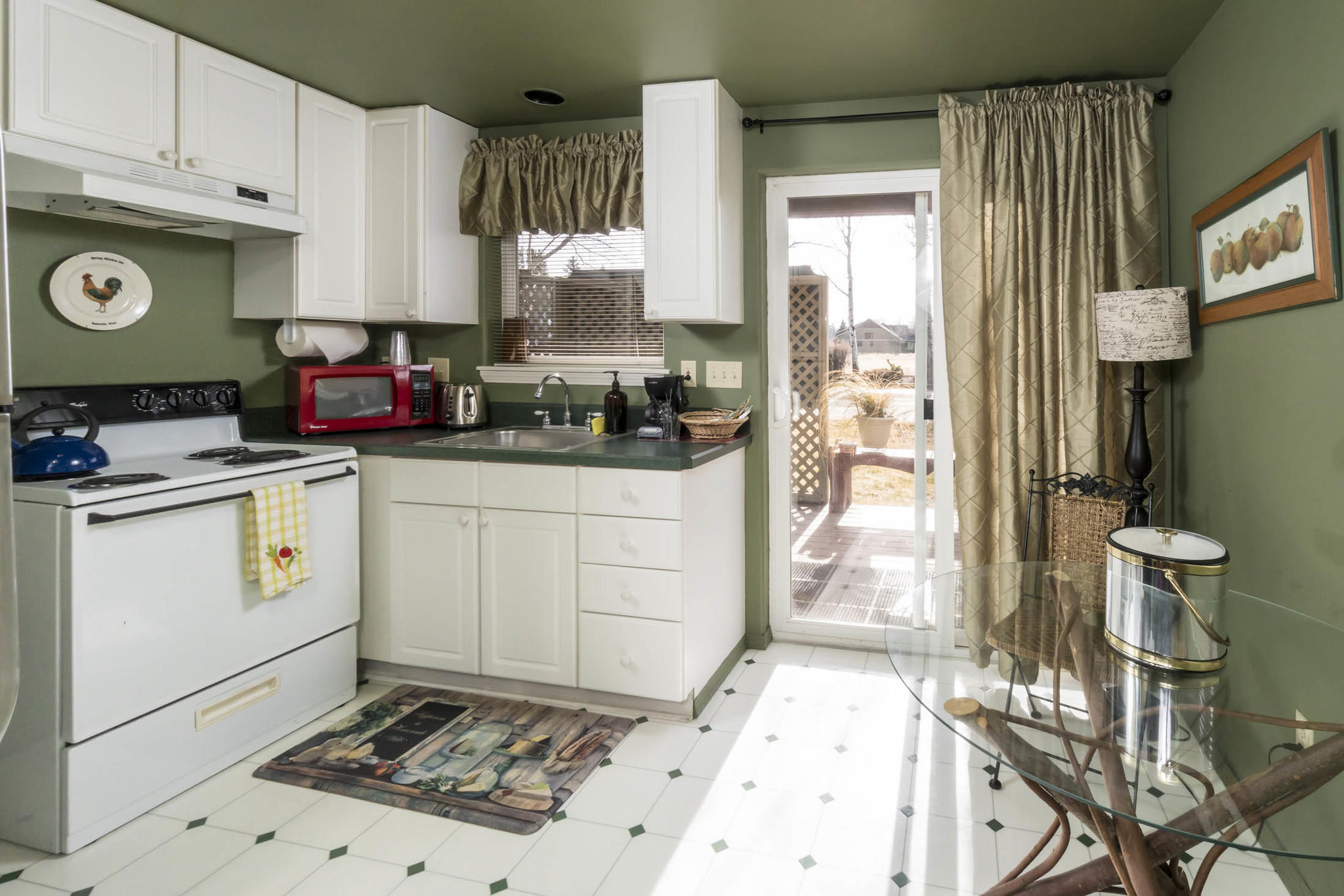 New Sisters Village - Commercial Sale