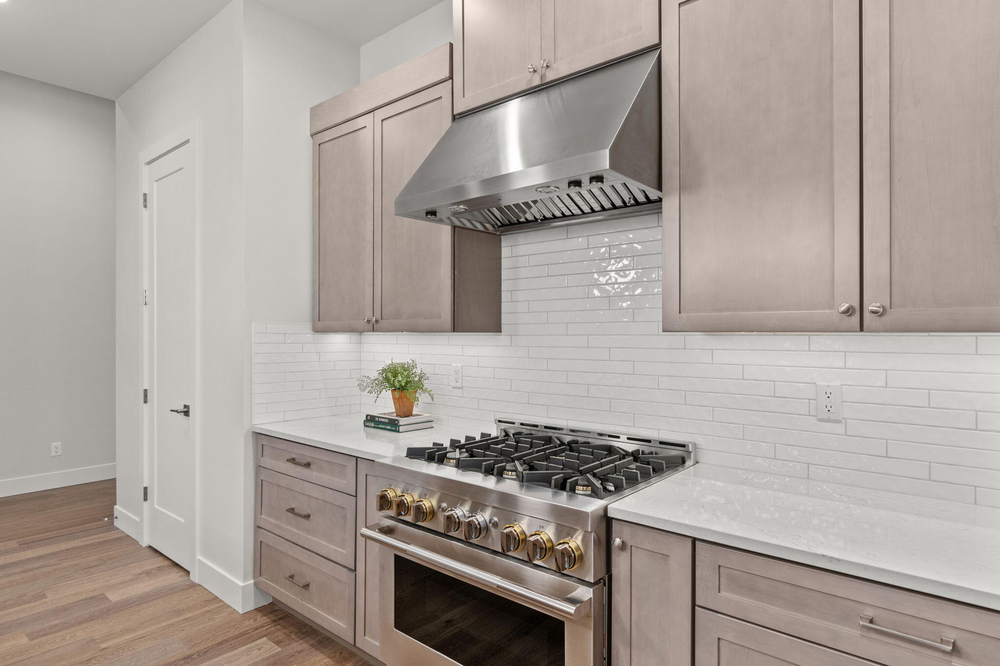 Pine Springs - Residential