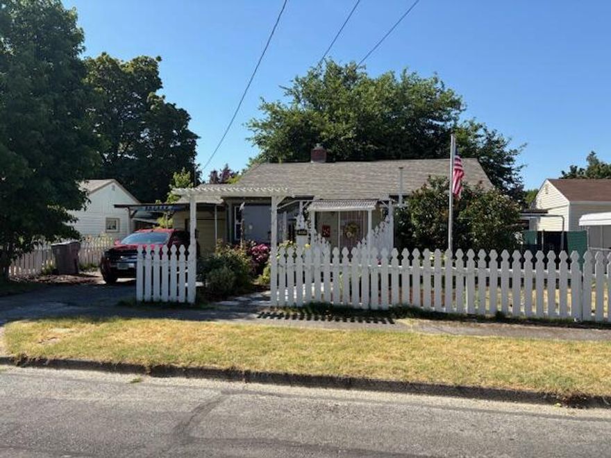 This is very well kept home right in town, close to most all amenities and being offered at a competitive price. 2 bedroom, 1 bathroom home, attached garage, and a gorgeous backyard complete with a detached shop/garden shed. This property needs to be seen to be fully appreciated. The home is in excellent condition both inside and out.