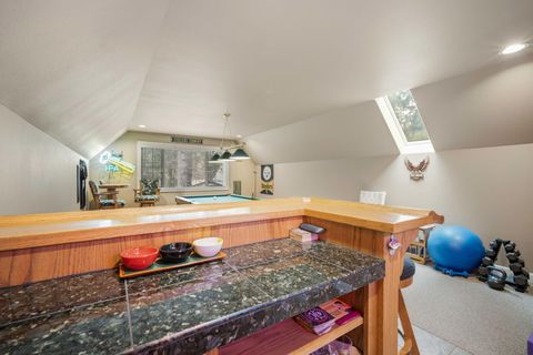Tiny photo for 14234 Whitewater Loop, La Pine, OR 97739 (MLS # 220219917)