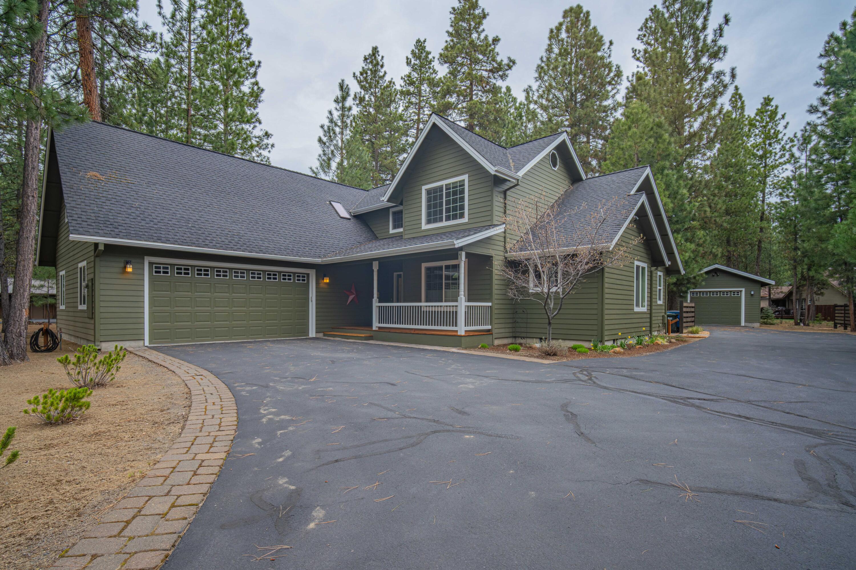 14234 Whitewater Loop