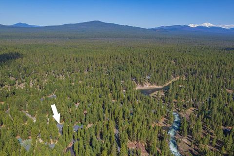 Tiny photo for 14234 Whitewater Loop, La Pine, OR 97739 (MLS # 220219917)