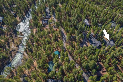 Tiny photo for 14234 Whitewater Loop, La Pine, OR 97739 (MLS # 220219917)