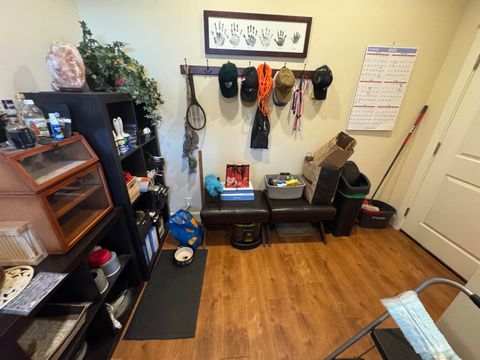 Tiny photo for 65550 78th Street, Bend, OR 97703 (MLS # 220213038)