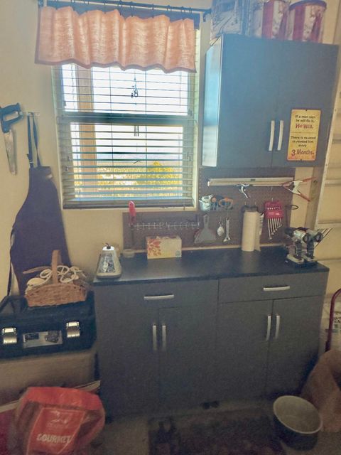 Tiny photo for 65550 78th Street, Bend, OR 97703 (MLS # 220213038)