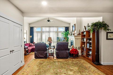 Tiny photo for 65550 78th Street, Bend, OR 97703 (MLS # 220213038)