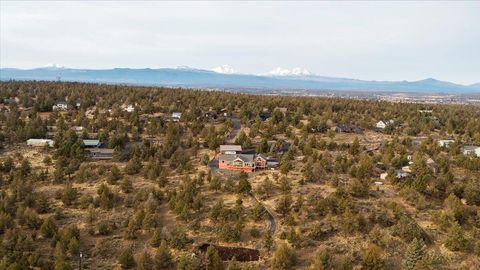 Tiny photo for 65550 78th Street, Bend, OR 97703 (MLS # 220213038)