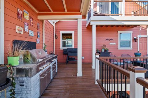 Tiny photo for 65550 78th Street, Bend, OR 97703 (MLS # 220213038)