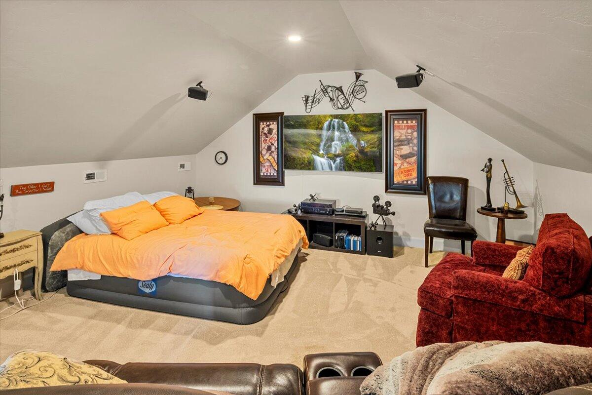 Whispering Pines - Residential