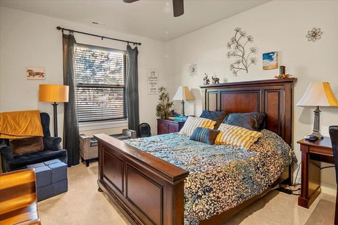 Tiny photo for 65550 78th Street, Bend, OR 97703 (MLS # 220213038)