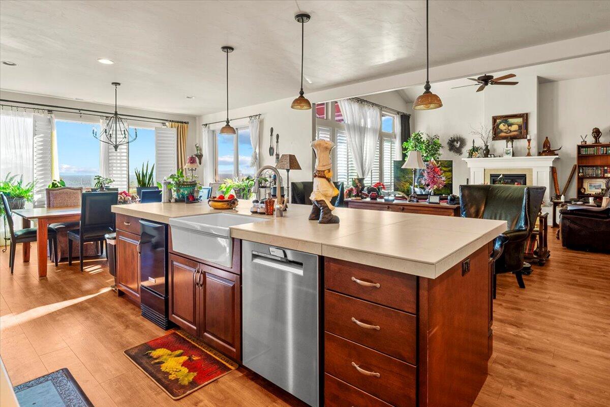 Whispering Pines - Residential