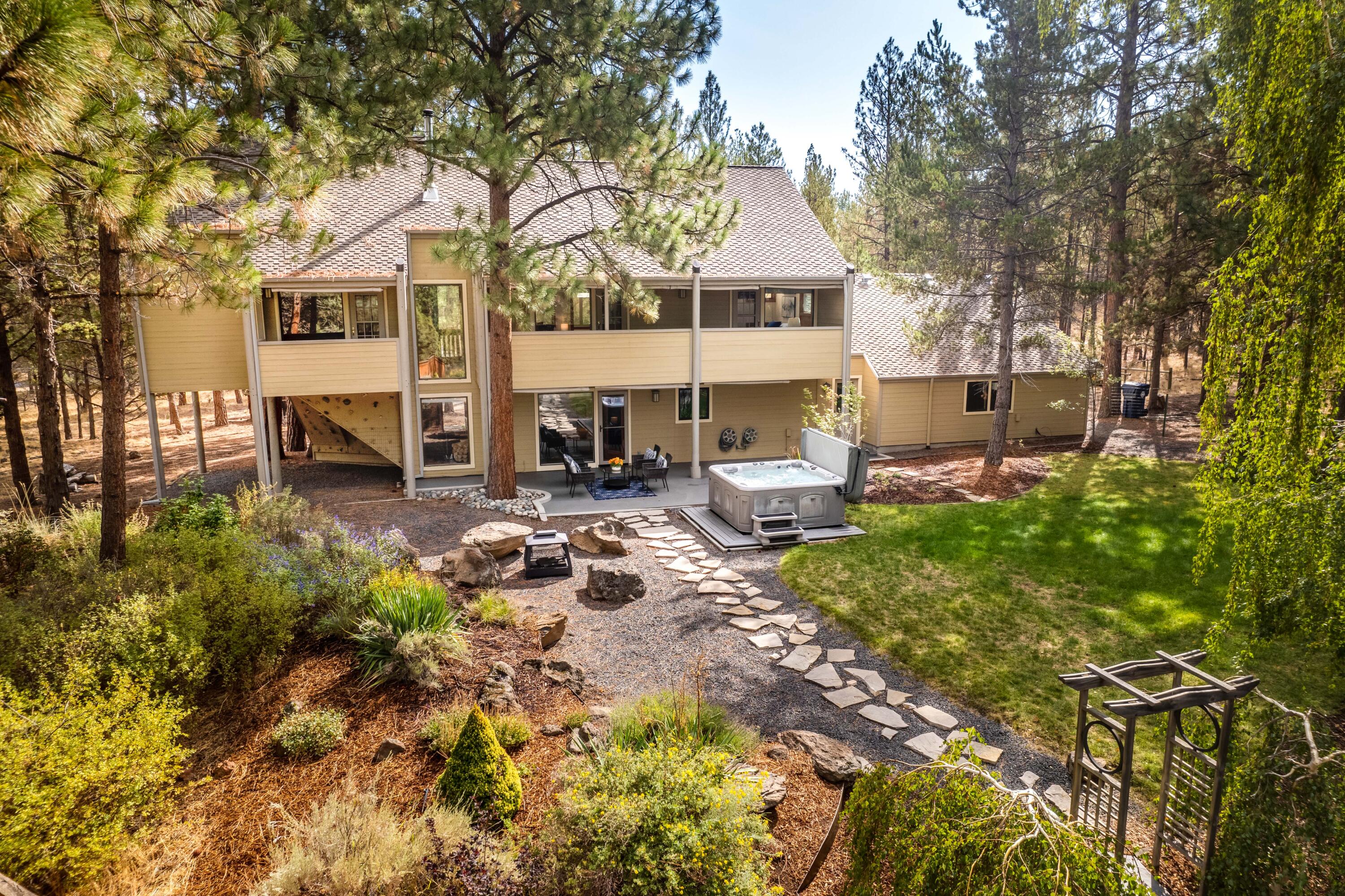 Saddleback - Residential