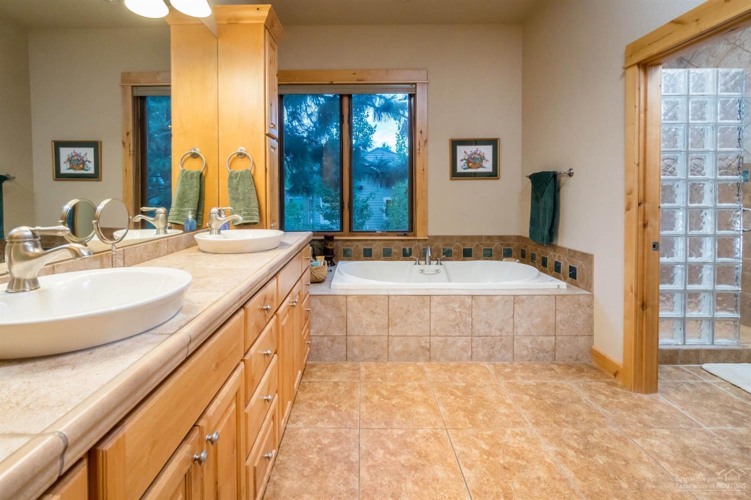 Awbrey Butte - Residential