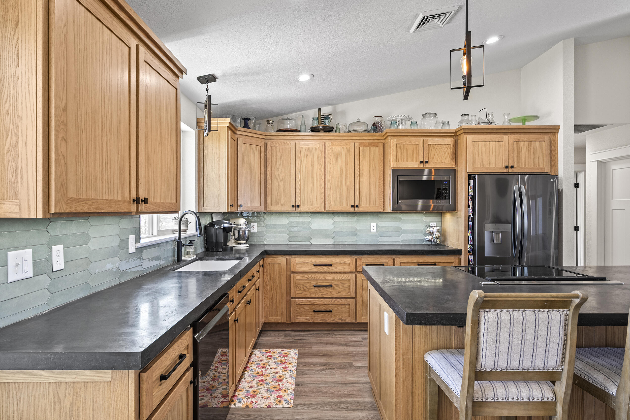 11142 SE View Top
