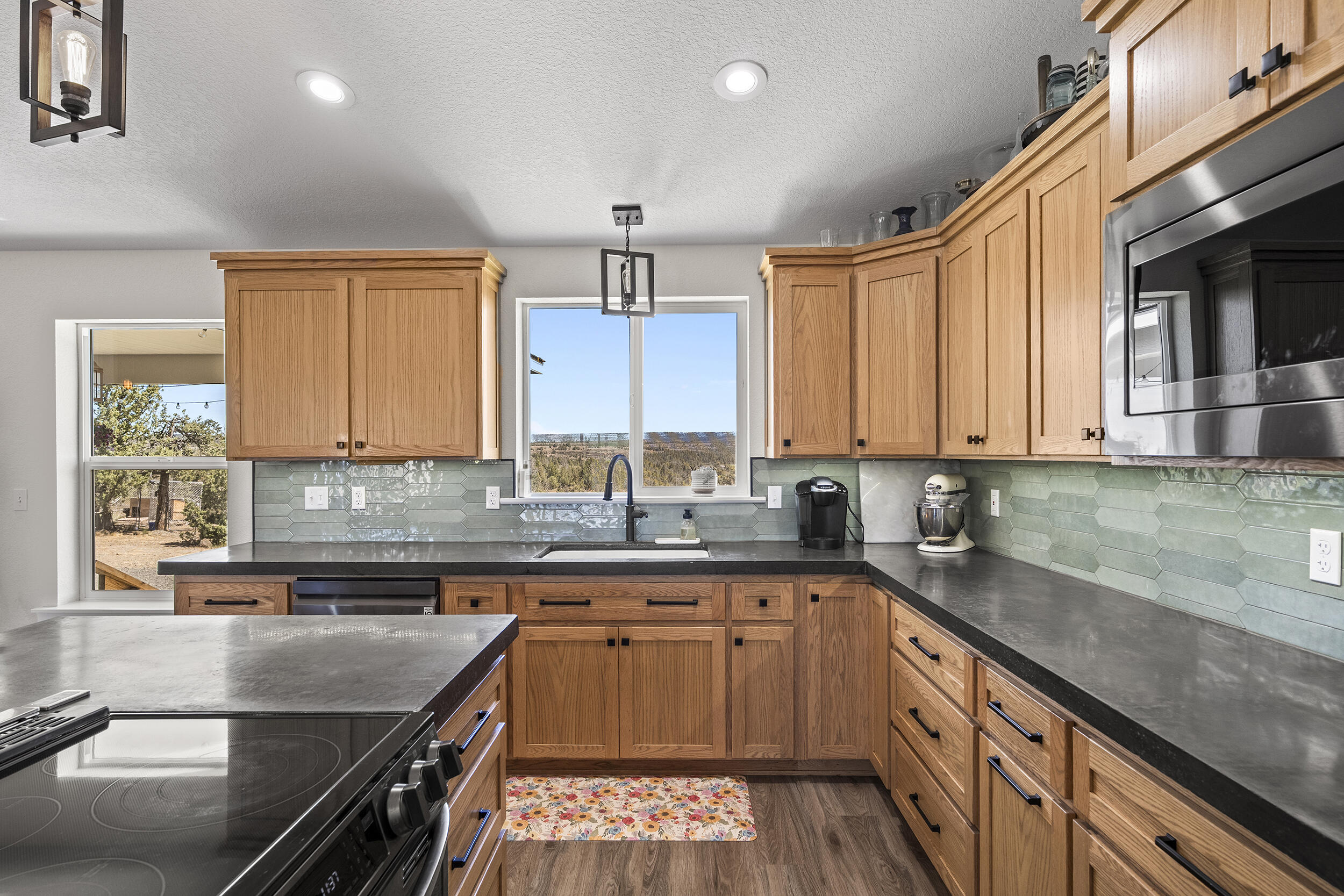 11142 SE View Top