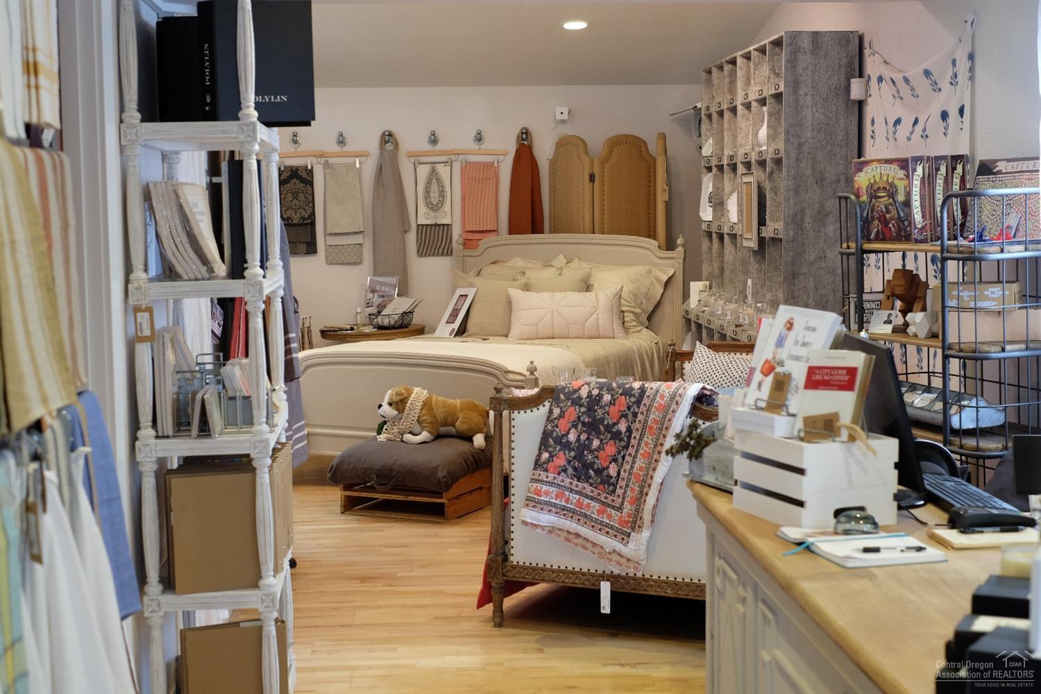 Kenwood - Commercial Sale