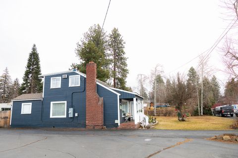 Tiny photo for 924 NE 9th Street, Bend, OR 97701 (MLS # 220215761)