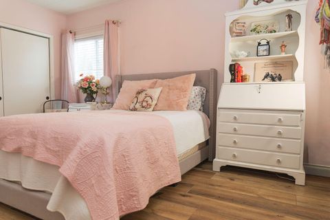 Tiny photo for 924 NE 9th Street, Bend, OR 97701 (MLS # 220215761)