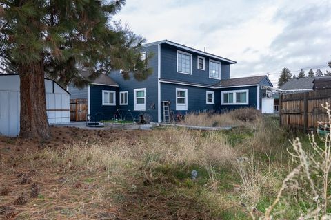 Tiny photo for 924 NE 9th Street, Bend, OR 97701 (MLS # 220215761)