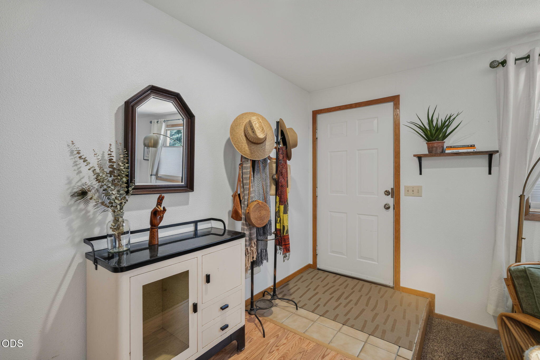 1050 NE Butler Market Road APT 37
