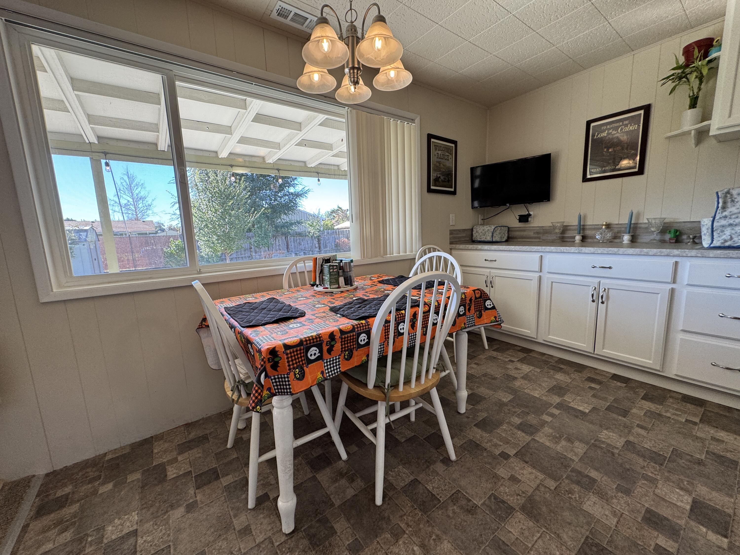 Tonatee Homes - Residential