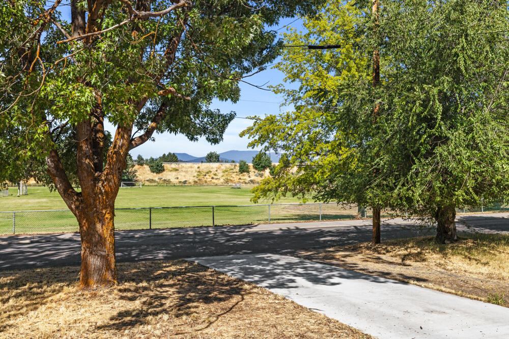 Klamath Falls -Buena Vista Addition - Residential
