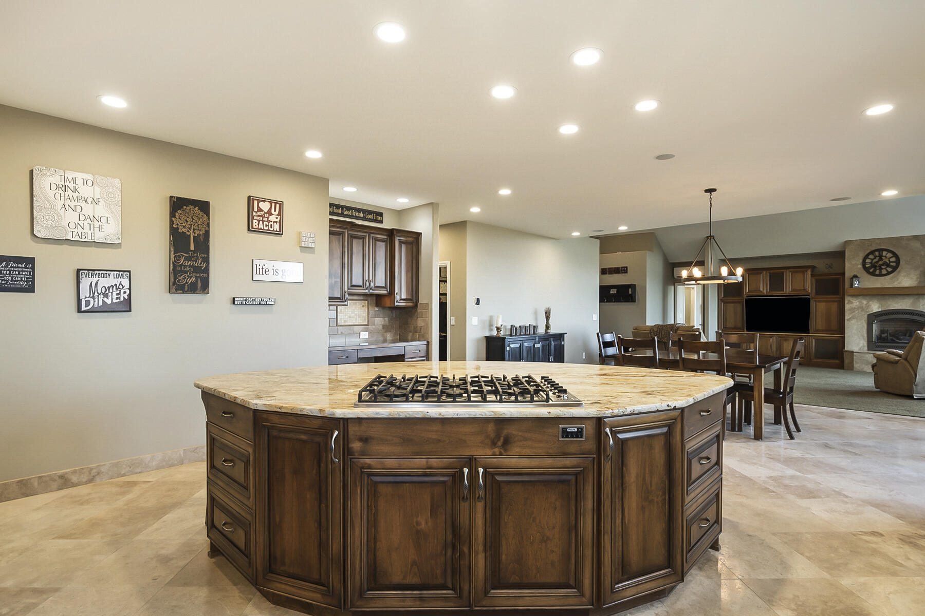 Wyndemere - Residential