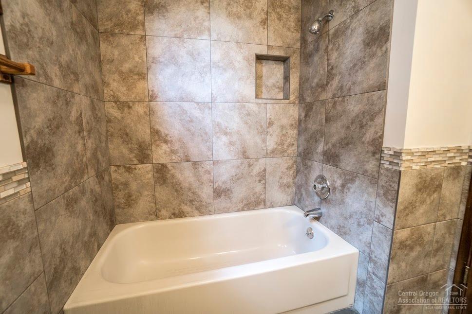 Deschutes RiverWoods - Residential