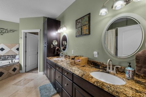 Tiny photo for 26807 Grandview Road, John Day, OR 97845 (MLS # 220220258)