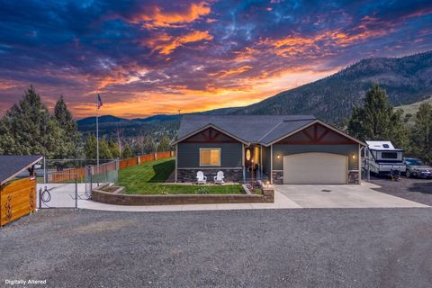 Tiny photo for 26807 Grandview Road, John Day, OR 97845 (MLS # 220220258)
