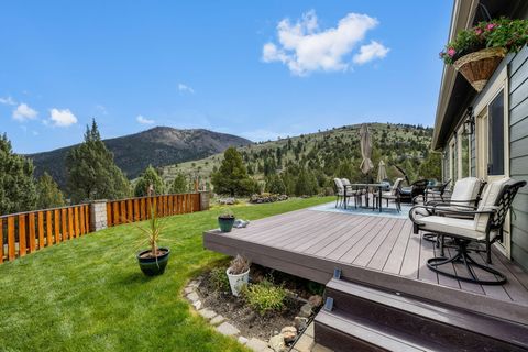 Tiny photo for 26807 Grandview Road, John Day, OR 97845 (MLS # 220220258)