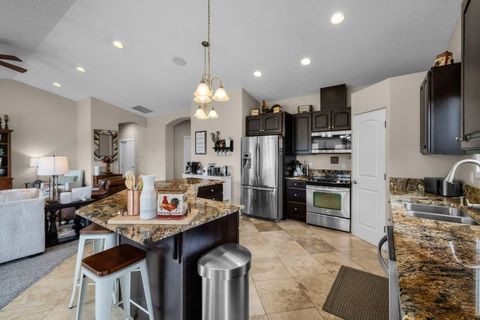 Tiny photo for 26807 Grandview Road, John Day, OR 97845 (MLS # 220220258)