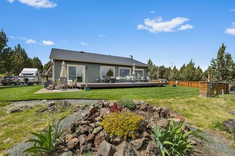 Tiny photo for 26807 Grandview Road, John Day, OR 97845 (MLS # 220220258)