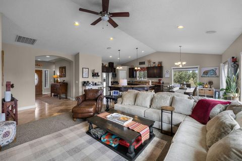 Tiny photo for 26807 Grandview Road, John Day, OR 97845 (MLS # 220220258)