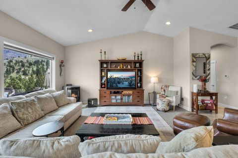 Tiny photo for 26807 Grandview Road, John Day, OR 97845 (MLS # 220220258)