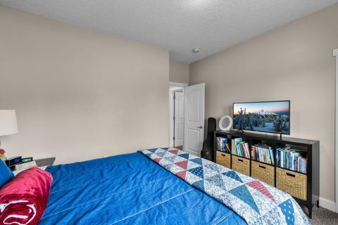 Tiny photo for 26807 Grandview Road, John Day, OR 97845 (MLS # 220220258)