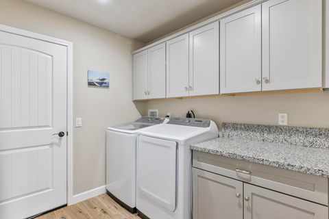 Tiny photo for 371 Cedar Ridge Drive, Cave Junction, OR 97523 (MLS # 220212610)