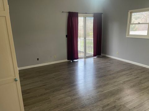 Tiny photo for 800 Sunny Glen Way, Wolf Creek, OR 97497 (MLS # 220215431)